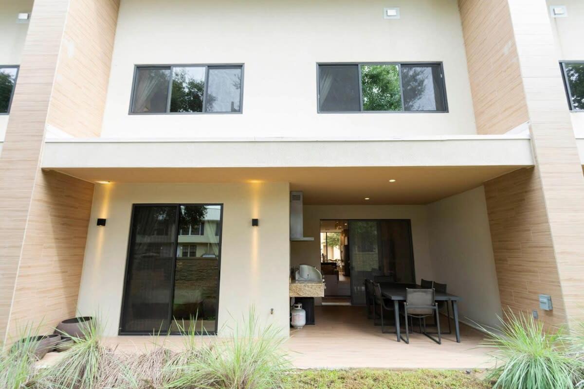 Stunning 4 Bd Close To Disney @ Magic Village Resort 7537 Ορλάντο Εξωτερικό φωτογραφία